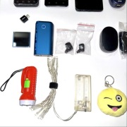 Zestaw elektroniki (telefony, urządzenia, słuchawki, zabawki, elektronika)