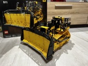 Lego Technic CAT D11 