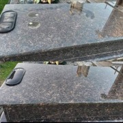 Idealny duet do czyszczenia pomników, odtłuszczacz plyn do mycia szyb Mihi 