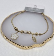 Pandorka z kwiatkiem z masy perłowej