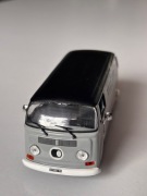 Model bus 1:43 VW T2