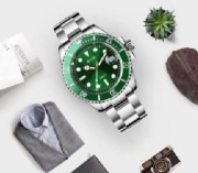 Niebieski lub zielony męski zegarek 