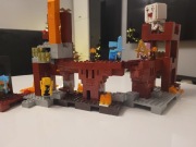 Lego Minecraft Forteca Netheru 