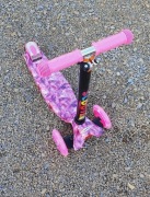 Trójkołowa Hulajnoga Scooter 2041/6 Świecące Kółka