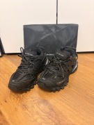 Balenciaga track led 42