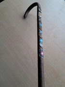 Klasyczny Wanderstock czyli laska turystyczna.