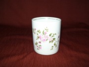 KUBECZEK PORCELANOWY - KAROLINA Z PRL-u