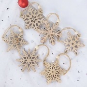 DREWNIANE OZDOBY ŚWIĄTECZNE NA CHOINKĘ - 6 SZTUK