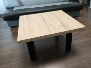 Stolik Blat Egger Dąb Davenport nogi Loft - 58x69cm - Nowy