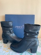 Buty kozaki kozaczki krótkie botki czarne na obcasie Tamaris 38,5