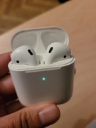 Słuchawki bluetooth airpods 2 (uszkodzone!)