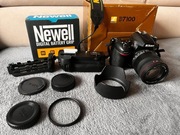 Nikon D7100 z obiektywem Sigma 18-200