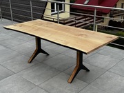 UNIKAT Stół z drewna egzotycznego Amerykański Klon live edge (85-93 x 197)