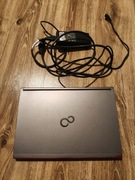 Fujitsu lifebook e746
