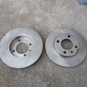 Nowe tarcze hamulcowe przód wv golf 3