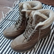 Botki śniegowce damskie Mustang r.40. Skóra naturalna, ocieplane.