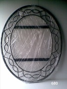 Rama lustra kuta ręcznie.