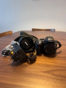 Lustrzanka Nikon D3300 korpus + obiektyw 18-105 VR + torba + niski przebieg