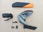 BMW CE04 K07 Owiewka lewa Osłona Siedzenie kanapa podnóżek błotnik przód