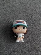 Dustin stranger things funko pop kinder joy 