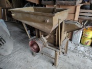 Śrutownik do zboża. Śrutownik na kamienie.