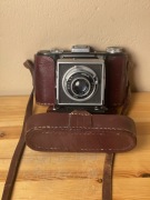 Meopta Milona II Aparat fotograficzny mieszkowy Mirar VeBur etui PRL czechy