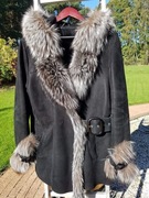 Kożuszek z eleganckim futerkiem