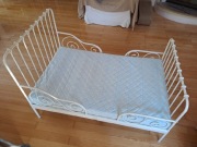 Łóżko rosnące IKEA MINNEN 80/200 białe + dno + materac VYSSA 3-cześciowy