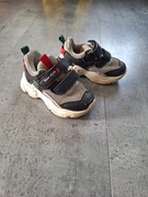 Buty sportowe chłopięce rozm. 21