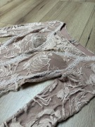 Suknia ślubna koronkowa z odkrytymi plecami 