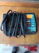 Ładowarka do baterii Makita