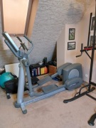 Trenażer eliptyczny Life Fitness