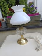 Lampa naftowa przerobiona na elektryczną antyk 