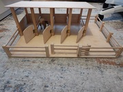 Duża drewniana stajnia XL dla koników Schleich 