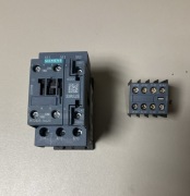 Stycznik mocy Siemens 3RT2025-1AL20 + styk pomocniczy
