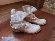 Złote Botki Jennifer