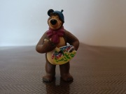 Figurka Niedźwiedź malarz z bajki MASZA I NIEDŹWIEDŹ kolekcjonerska