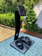 Stojak z hubem do monitora Benq