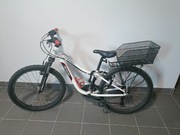Specialized Hotrock 24' Biały z tyłnym koszem 