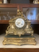 Zegar kominkowy brąz z marmurem z połowy  XIX w.