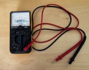 Miernik analogowy MASTECH 7002