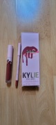 Kylie Jenner lip liner 