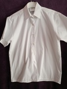 Biała koszula chłopięca 