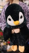 Pingwinek szydełkowy maskotka schowek na piżamkę 