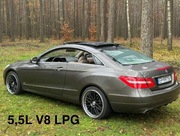 Mercedes E500 V8 LPG M273|Distronic|H&K|Panorama|ILS|Kamera|Jasne skóry 