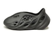 YEEZY FOAM RUNNER ONYX