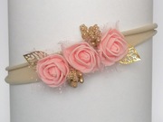 Opaska bezuciskowa roczek wesele chrzest gumka różyczki róże piankowe
