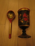 Chochłoma kielich malowany drewniany i łyżka komplet ZSRR