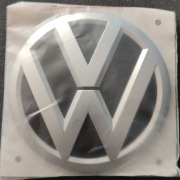 ZNACZEK EMBLEMAT NOWY PASSAT POLO JETTA 5C6853630