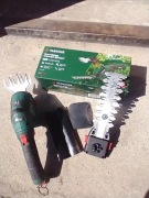 Nożyce do trawy krzewów Parkside PGSA 4 B3 na gwarancji